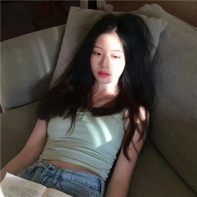 雏燕鸣春